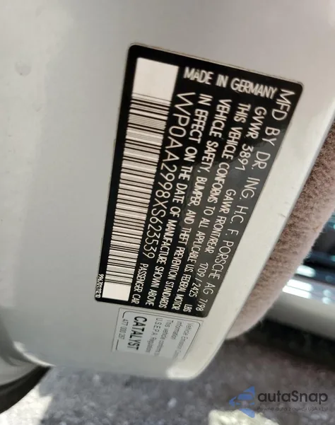 1999 Porsche 911 Carrera z USA, uszkodzony, nr VIN WP0AA2998XS623539